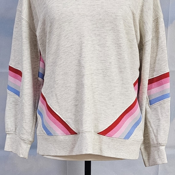 DEMOCRACY | COTTON BLEND CROPPED SLEEVE DOUBLE V NECKLINE SWEATSHIRT PUL… - Picture 10 of 16